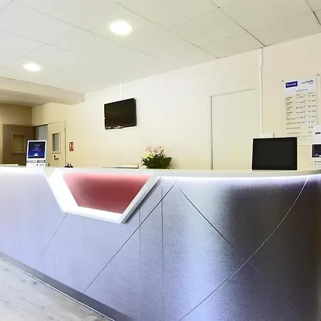 Brit Marseille Aeroport Hotell 3*